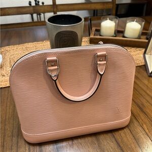 Louis Vuitton Epi Alma PM